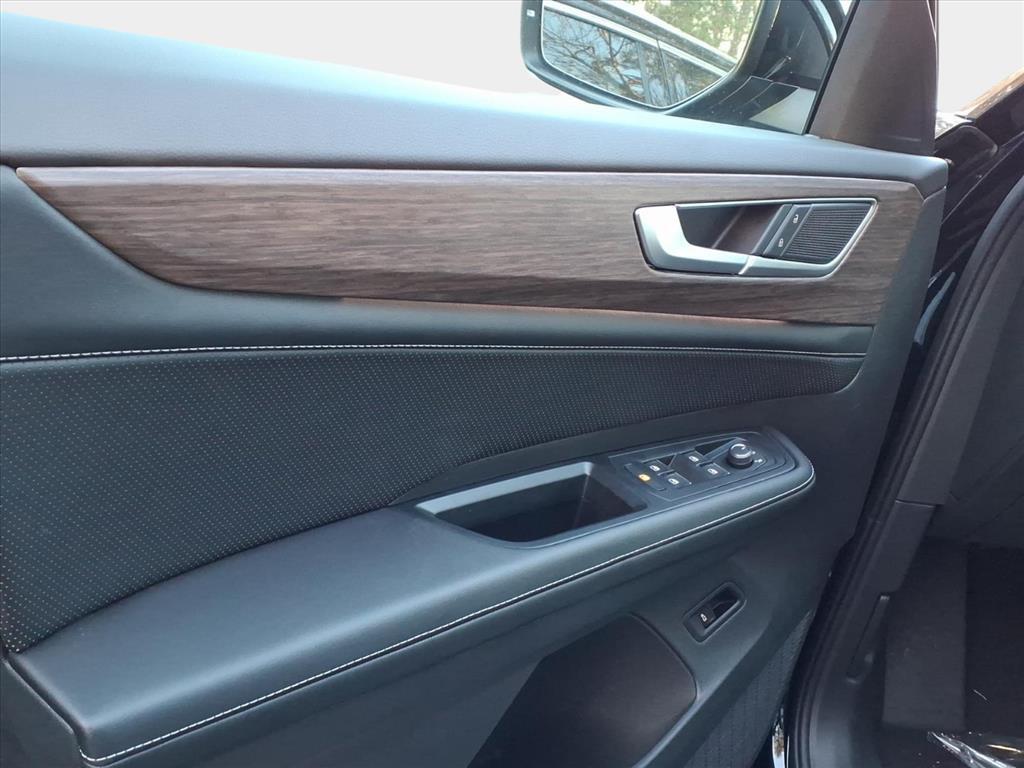 new 2026 Volkswagen Atlas car, priced at $50,151