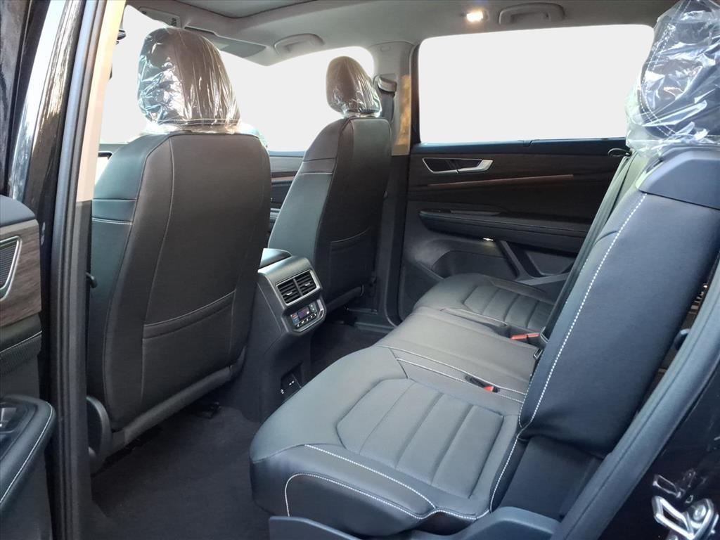 new 2026 Volkswagen Atlas car, priced at $50,151