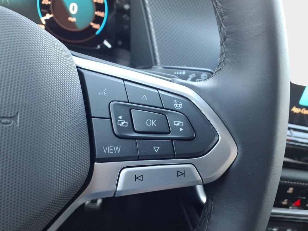 new 2026 Volkswagen Atlas Cross Sport car, priced at $51,824