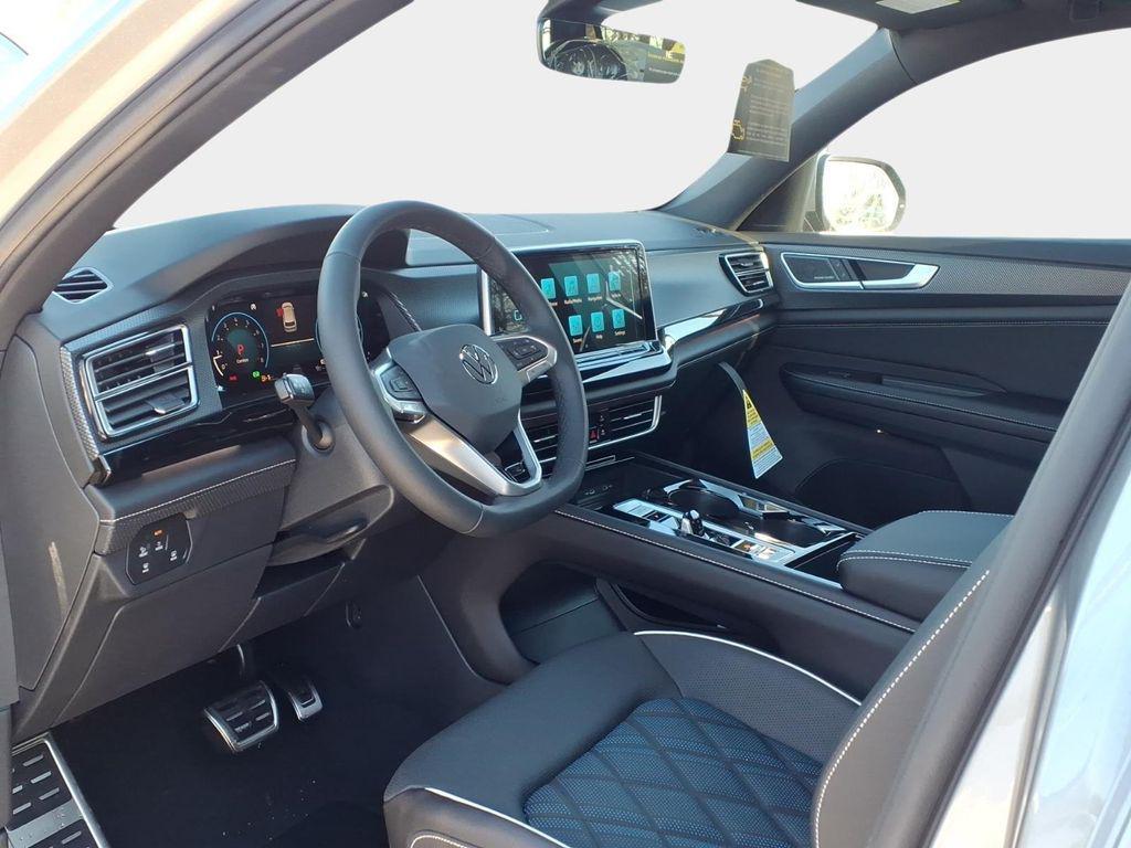 new 2026 Volkswagen Atlas Cross Sport car, priced at $51,824