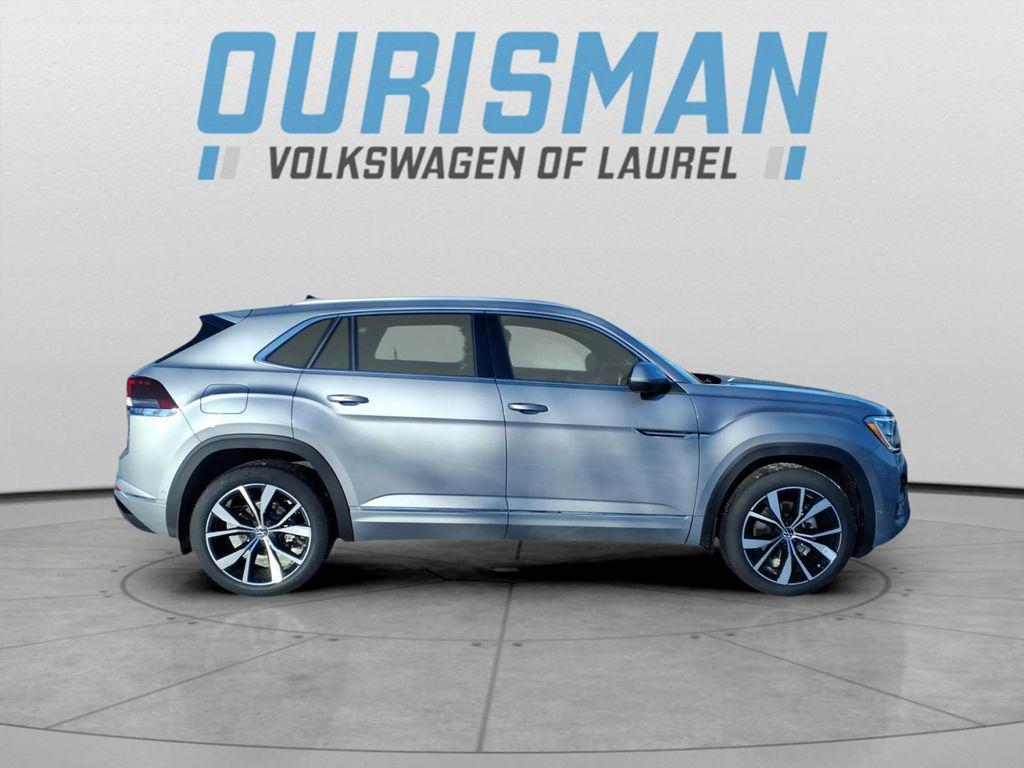 new 2026 Volkswagen Atlas Cross Sport car, priced at $51,824
