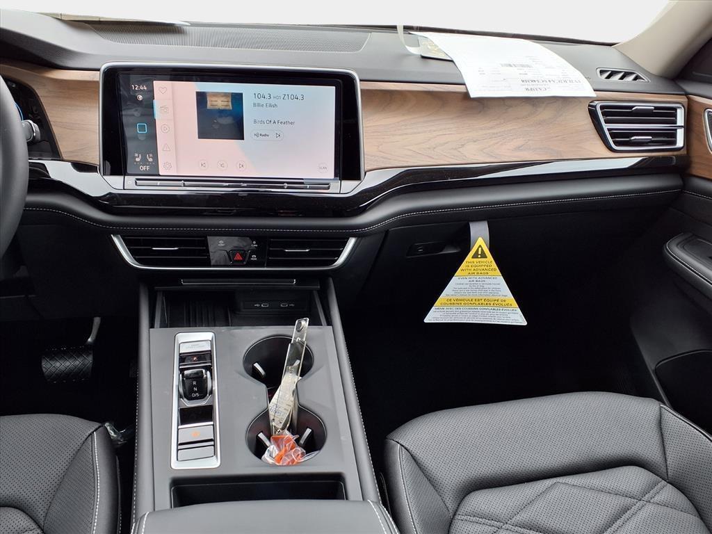 new 2026 Volkswagen Atlas car, priced at $41,928