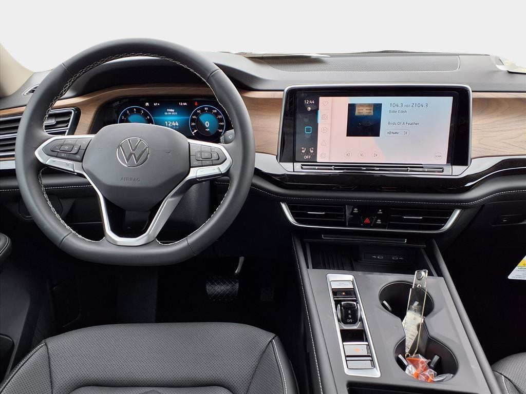 new 2026 Volkswagen Atlas car, priced at $41,928