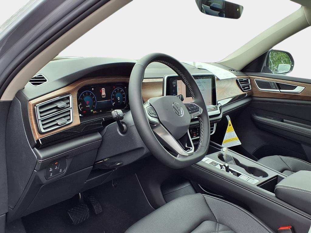 new 2026 Volkswagen Atlas car, priced at $40,928