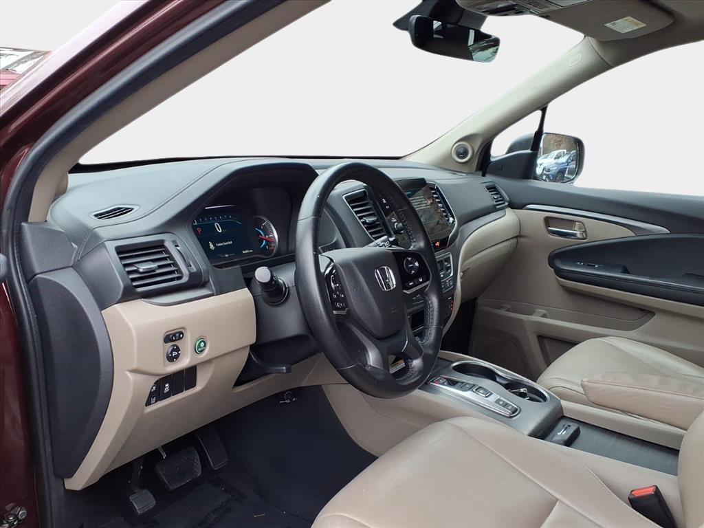 used 2022 Honda Pilot car, priced at $29,000