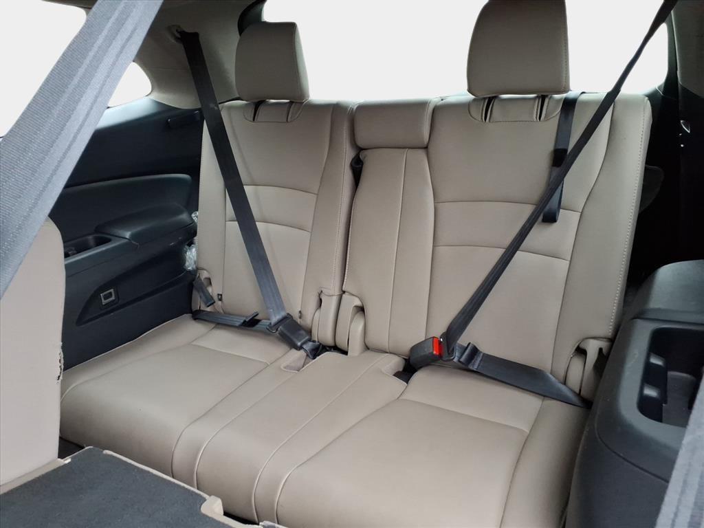 used 2022 Honda Pilot car, priced at $29,000