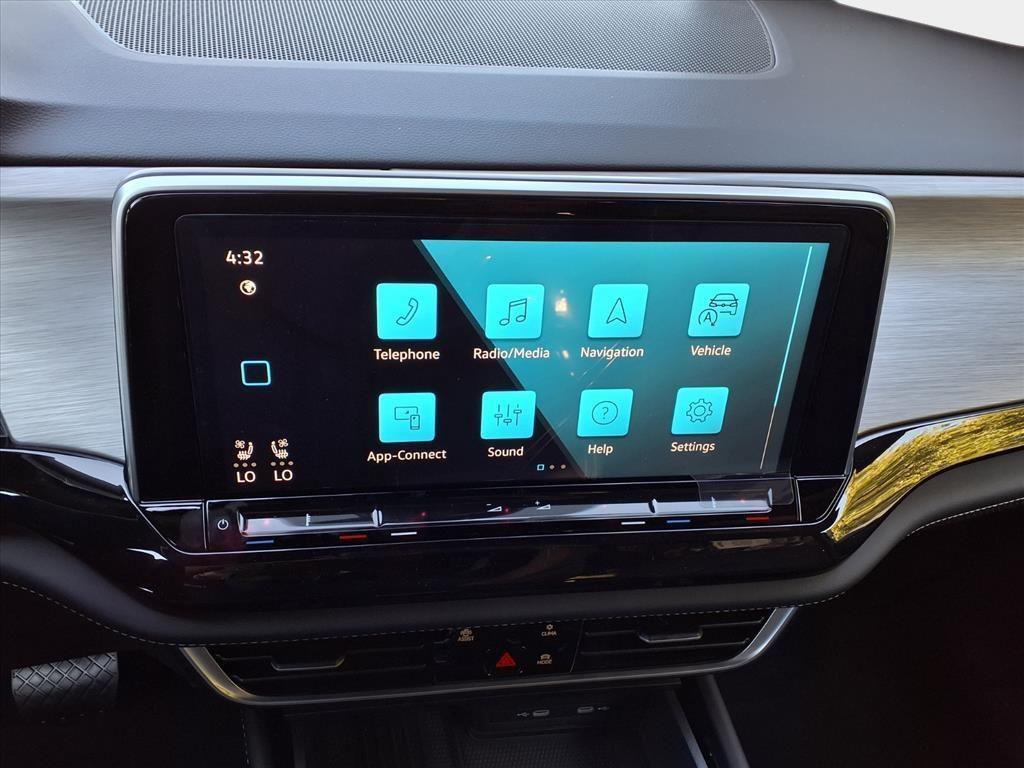 new 2026 Volkswagen Atlas Cross Sport car, priced at $38,418