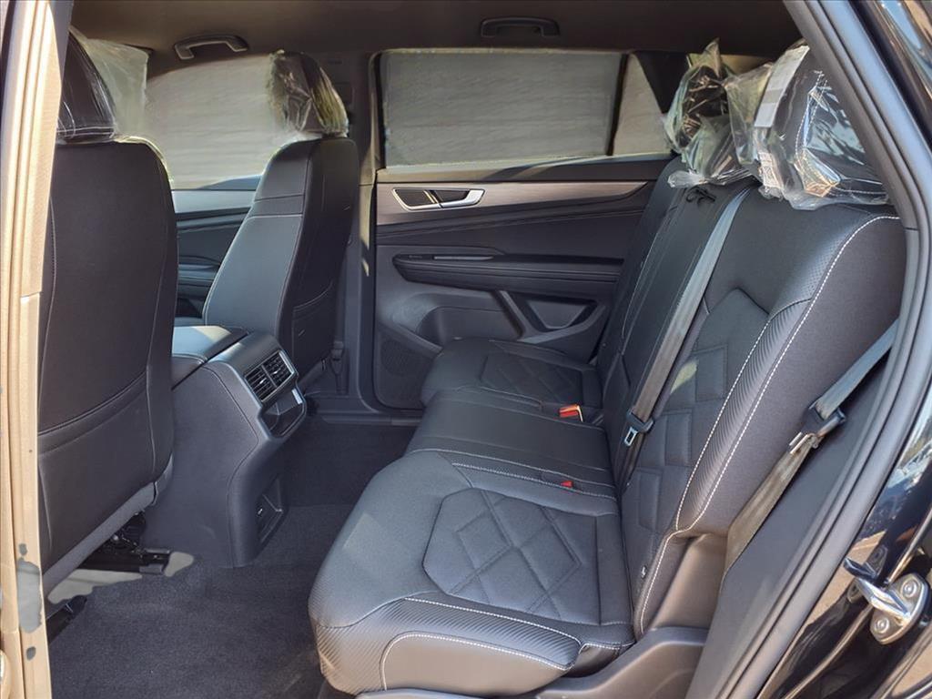 new 2026 Volkswagen Atlas Cross Sport car, priced at $40,918