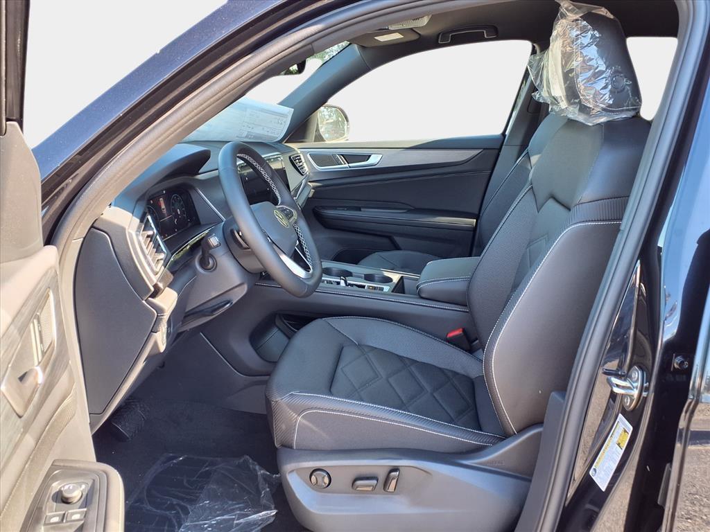 new 2026 Volkswagen Atlas Cross Sport car, priced at $40,918