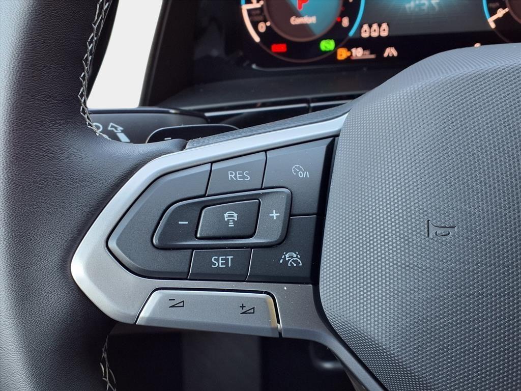 new 2026 Volkswagen Atlas Cross Sport car, priced at $38,418