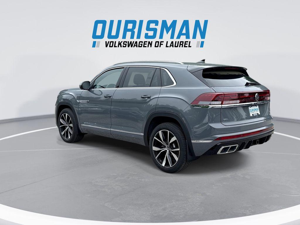new 2026 Volkswagen Atlas Cross Sport car, priced at $51,756