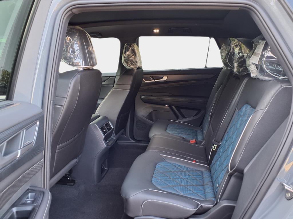 new 2025 Volkswagen Atlas Cross Sport car, priced at $51,834