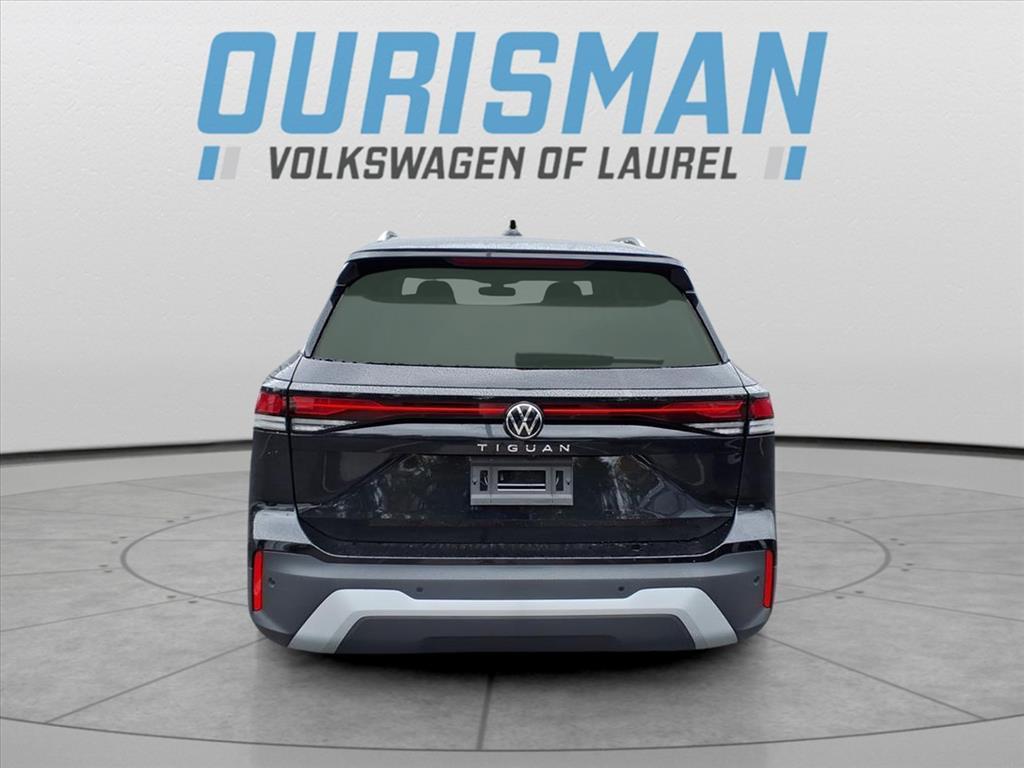 new 2025 Volkswagen Tiguan car, priced at $29,196