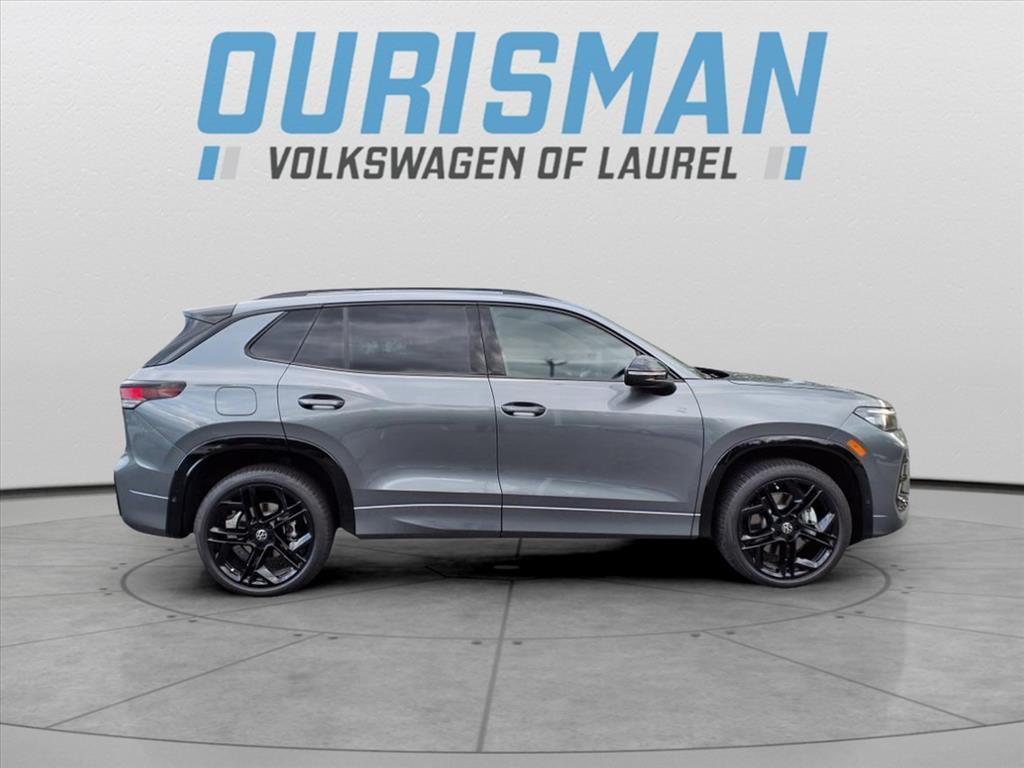 new 2025 Volkswagen Tiguan car, priced at $36,100