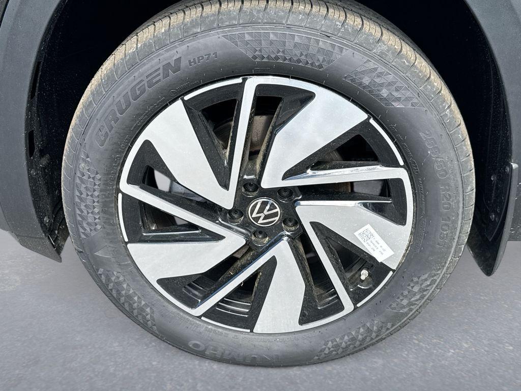 new 2026 Volkswagen Atlas car, priced at $45,665