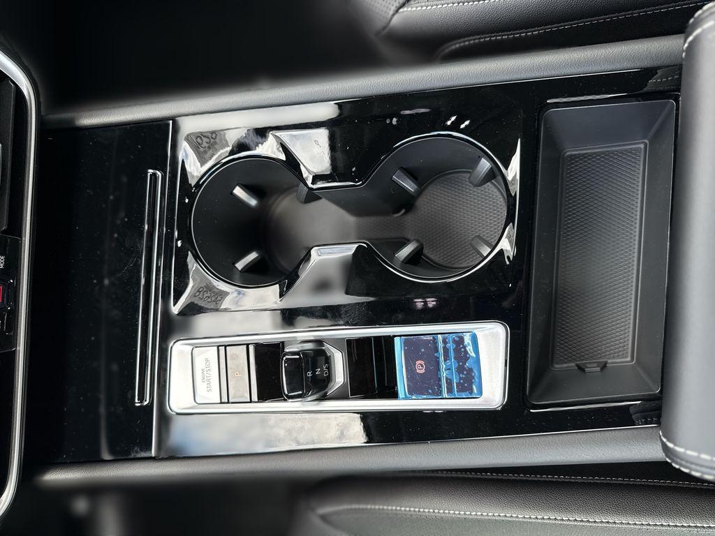 new 2026 Volkswagen Atlas car, priced at $45,665