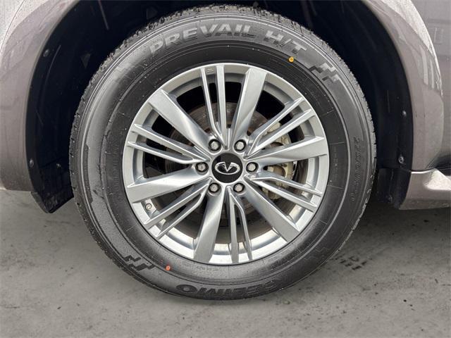 used 2024 INFINITI QX80 car, priced at $44,471