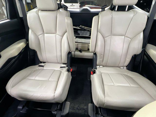 used 2022 Subaru Ascent car, priced at $27,400