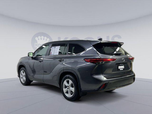 used 2023 Toyota Highlander car, priced at $27,500