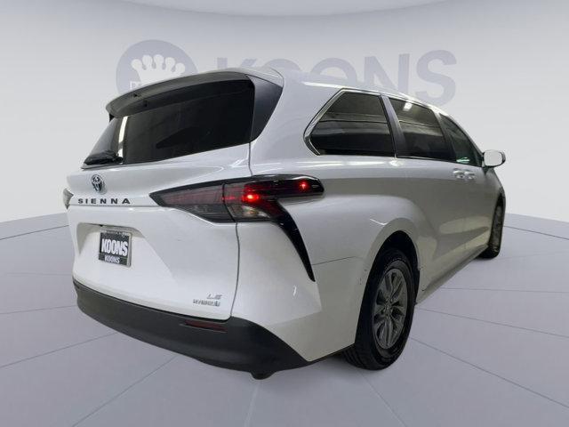 used 2024 Toyota Sienna car, priced at $36,495