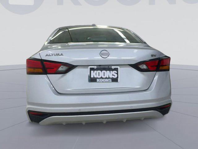used 2023 Nissan Altima car, priced at $19,391