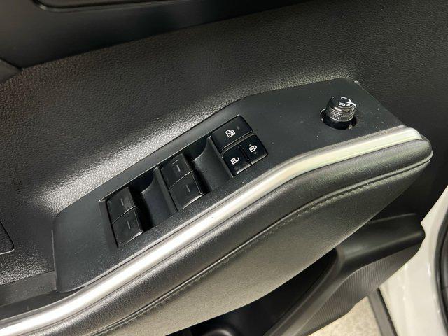 used 2022 Toyota Highlander car, priced at $32,750