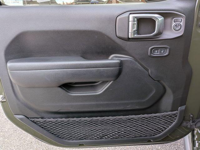 used 2022 Jeep Wrangler Unlimited car, priced at $27,495