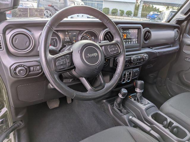 used 2022 Jeep Wrangler Unlimited car, priced at $27,495
