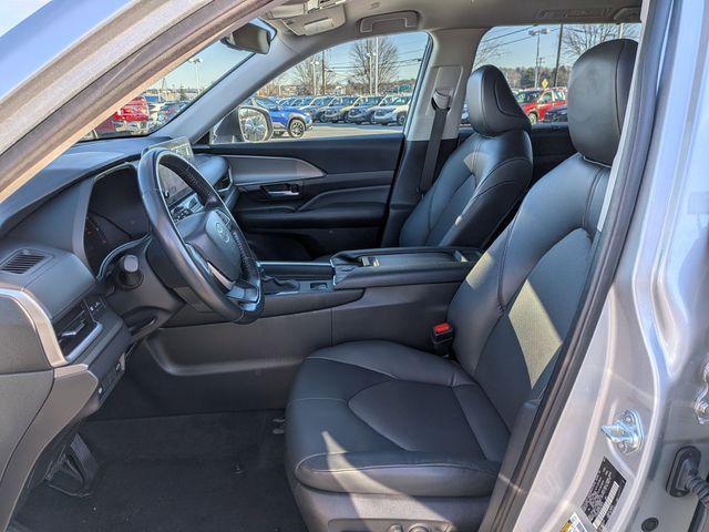 used 2024 Toyota Grand Highlander car, priced at $41,722