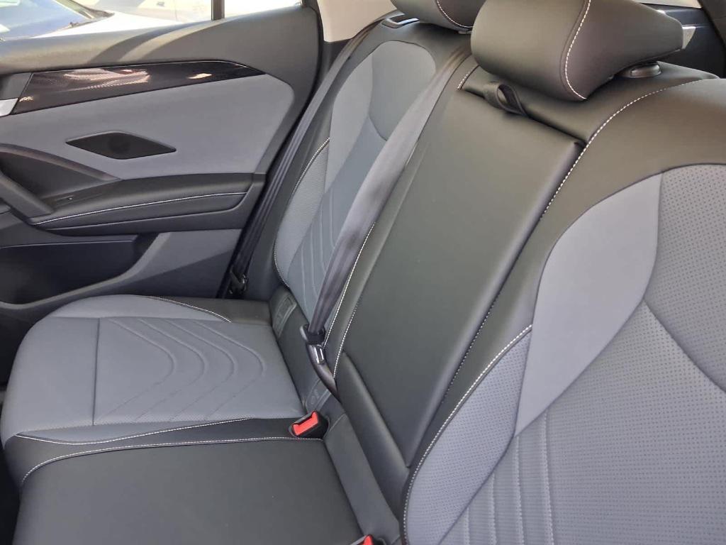 new 2026 Volkswagen Tiguan car, priced at $35,176