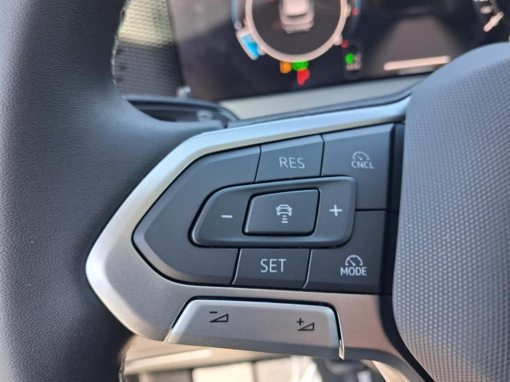 new 2026 Volkswagen Tiguan car, priced at $36,177