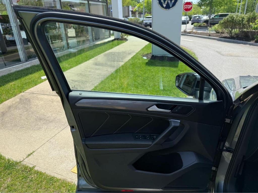 used 2023 Volkswagen Tiguan car, priced at $27,994