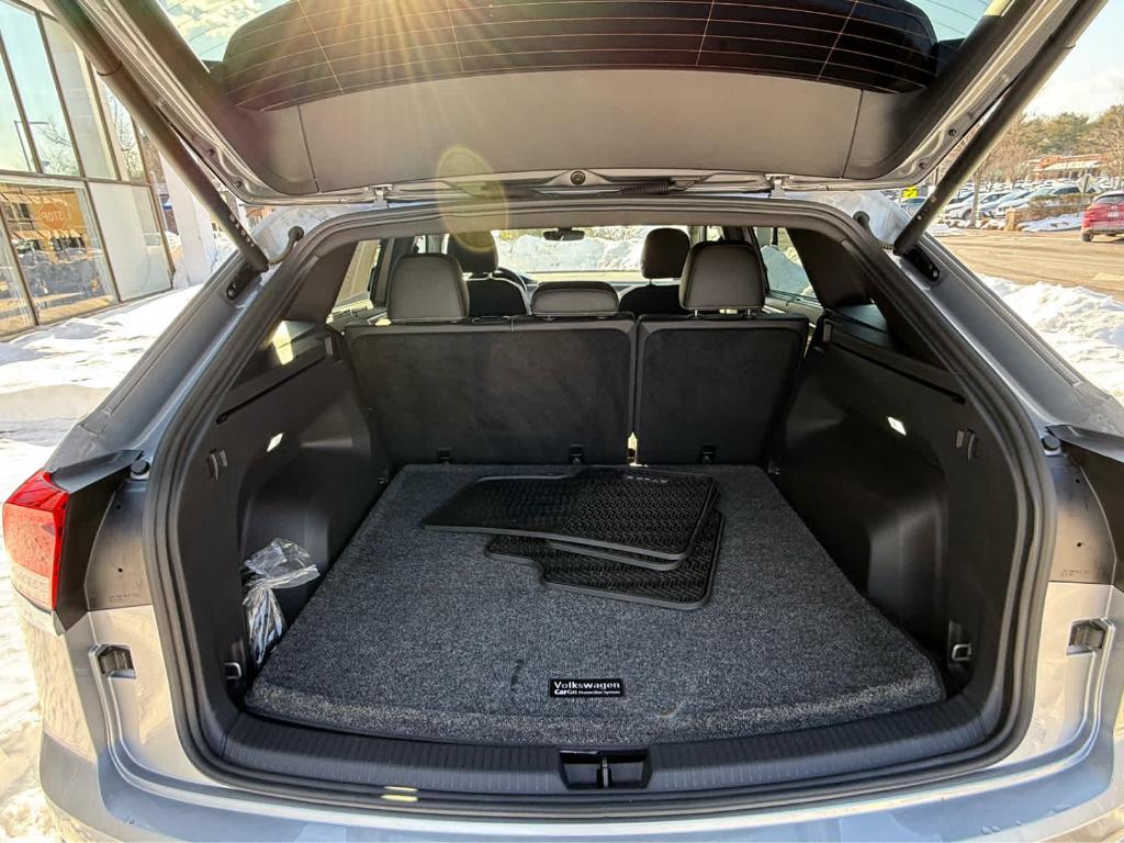 used 2025 Volkswagen Atlas Cross Sport car, priced at $35,995