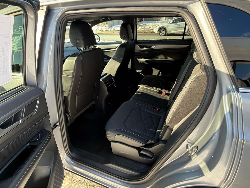 used 2025 Volkswagen Atlas Cross Sport car, priced at $35,995