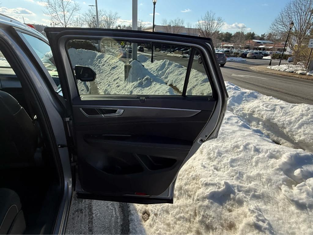 used 2025 Volkswagen Atlas Cross Sport car, priced at $35,995