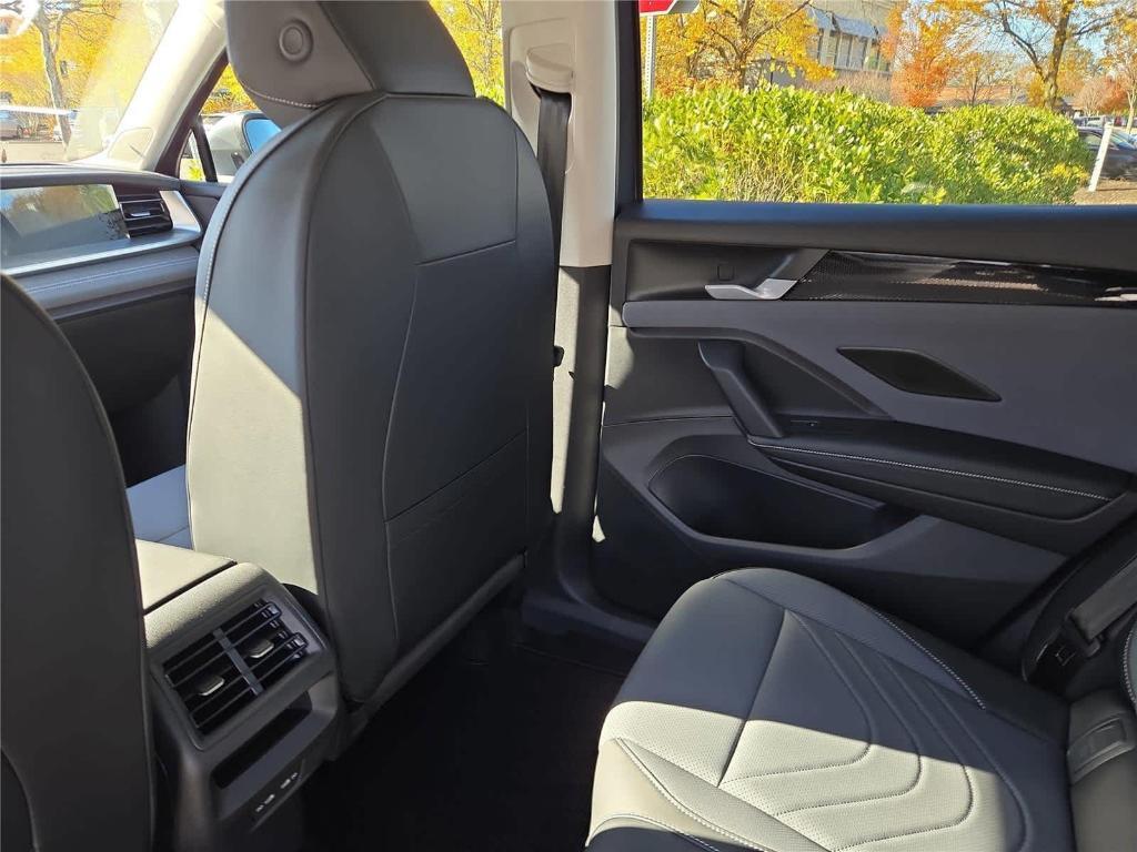 new 2026 Volkswagen Tiguan car, priced at $35,145