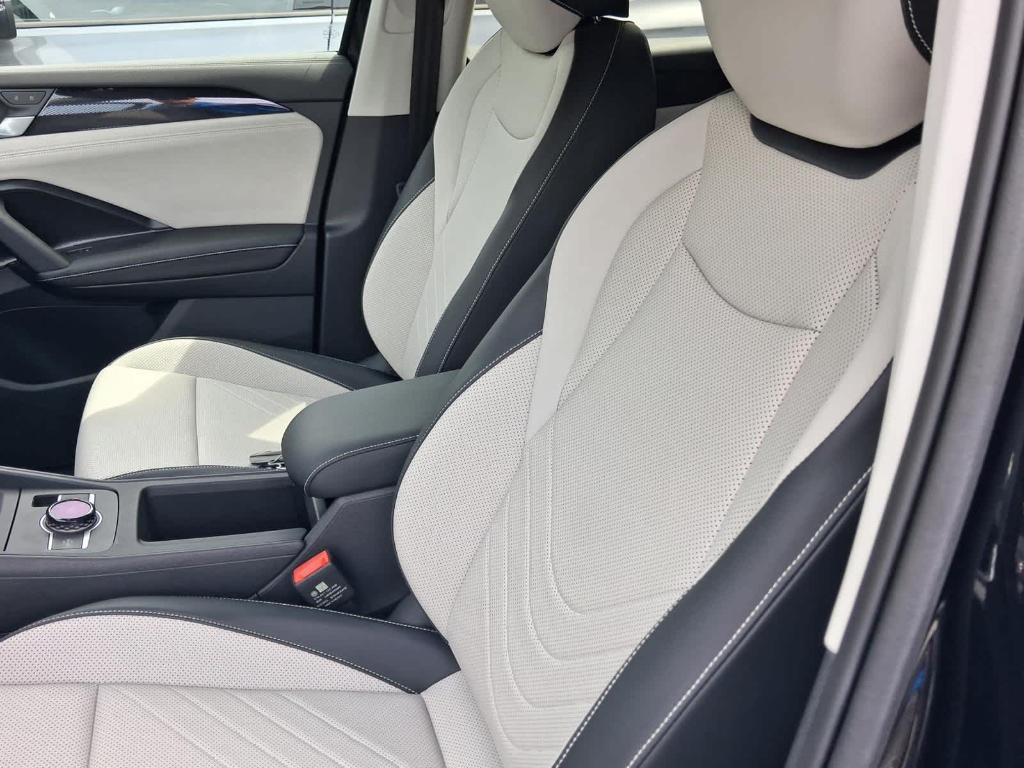 new 2026 Volkswagen Tiguan car, priced at $34,554