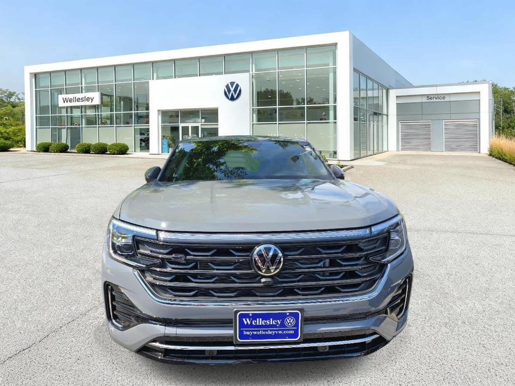 new 2026 Volkswagen Atlas Cross Sport car, priced at $51,251