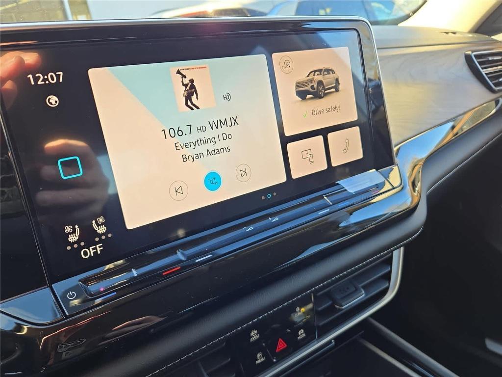 new 2026 Volkswagen Atlas car, priced at $44,588