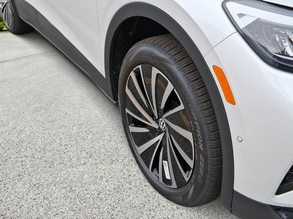 new 2026 Volkswagen ID.4 car, priced at $44,167