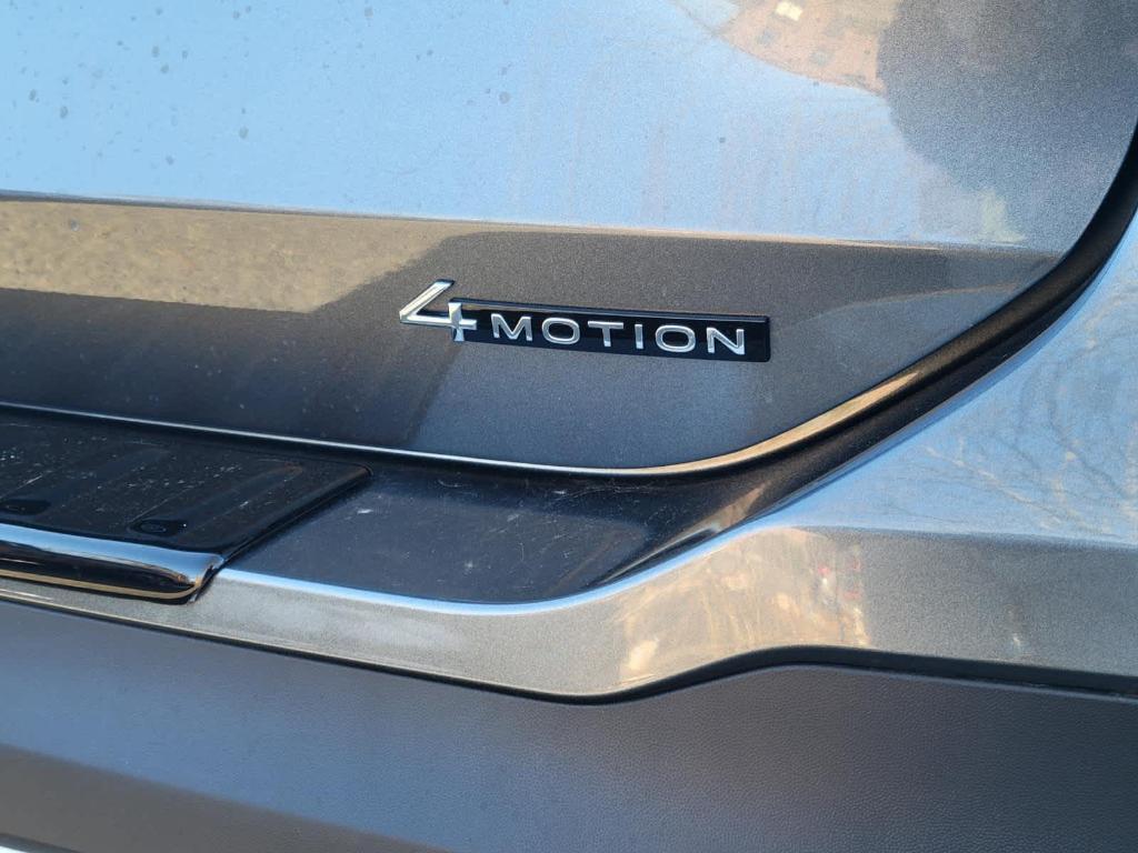 new 2026 Volkswagen Tiguan car, priced at $32,434