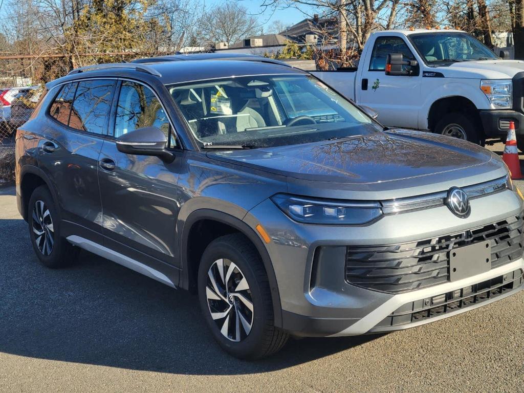 new 2026 Volkswagen Tiguan car, priced at $32,434