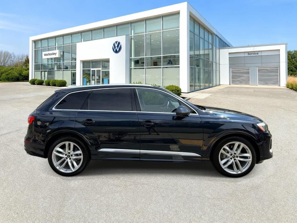 used 2025 Audi Q7 car, priced at $57,994