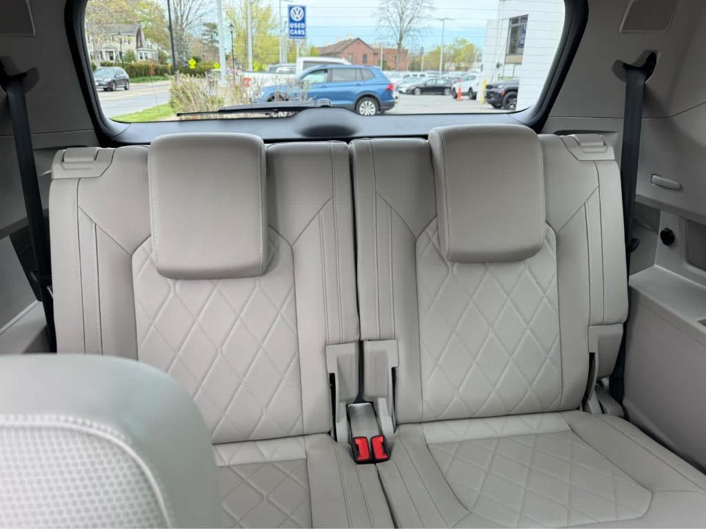 used 2025 Volkswagen Atlas car, priced at $45,994