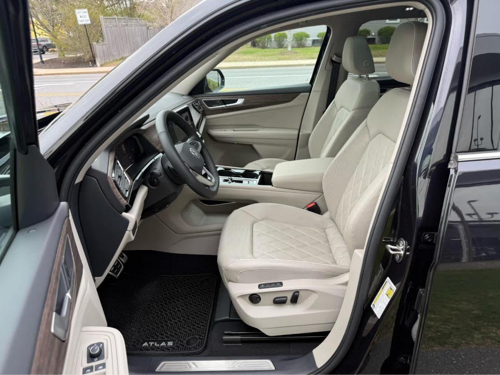 used 2025 Volkswagen Atlas car, priced at $45,994