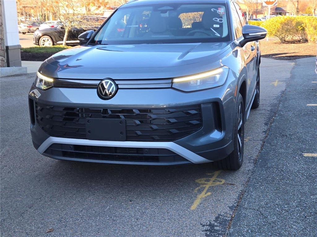 new 2026 Volkswagen Tiguan car, priced at $35,145