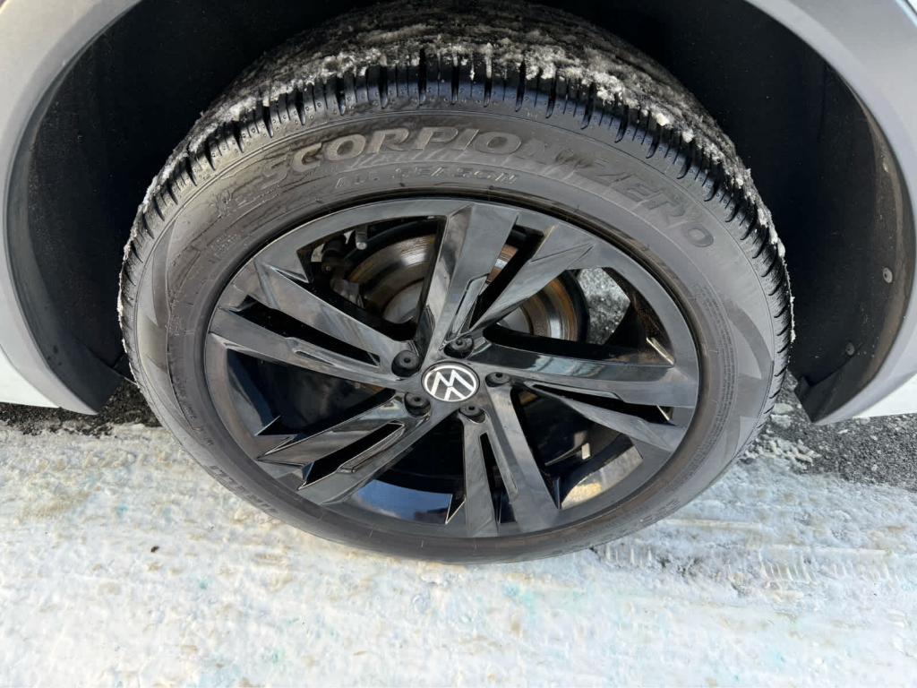 used 2024 Volkswagen Tiguan car, priced at $27,995