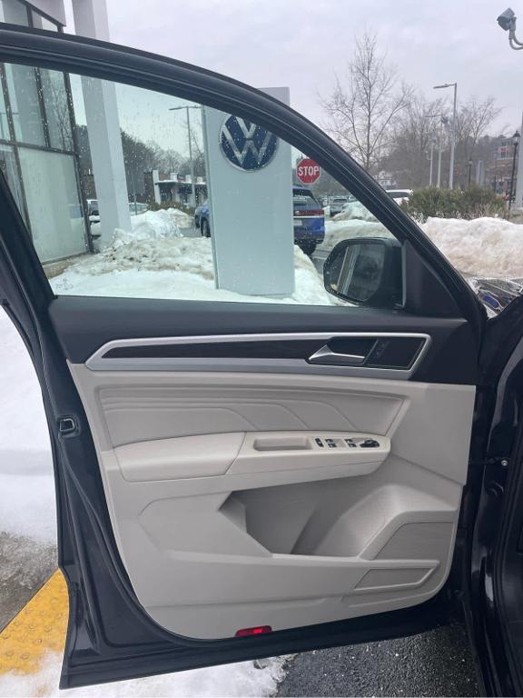 used 2022 Volkswagen Atlas car, priced at $26,495