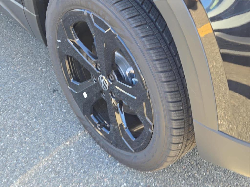 new 2026 Volkswagen Taos car, priced at $38,546
