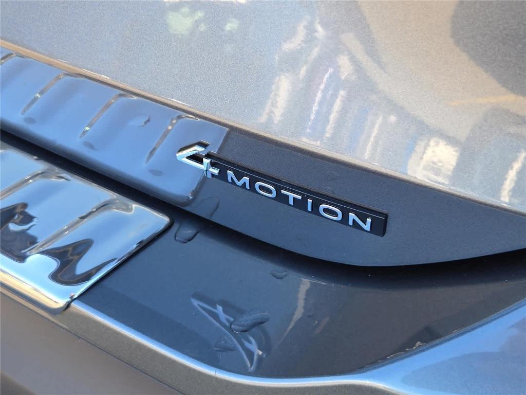 new 2026 Volkswagen Tiguan car, priced at $32,434